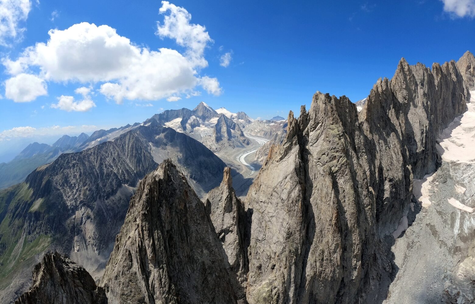 13 Fusshörner und Oberaletschgletscher