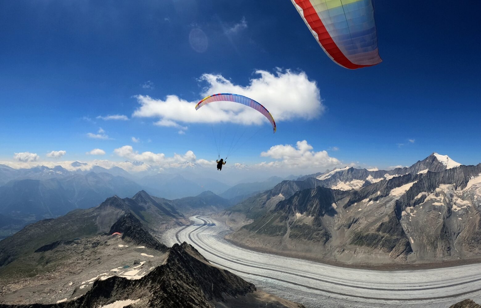 Gleitschirm Aletschgletscher UNESCO Welterbe