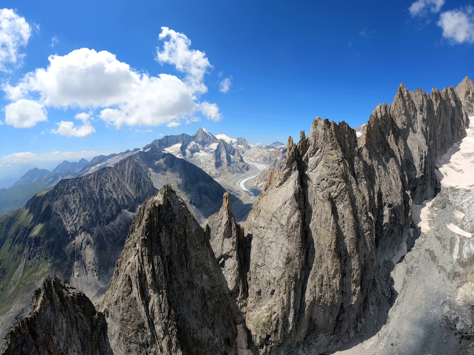 13 Fusshörner und Oberaletschgletscher