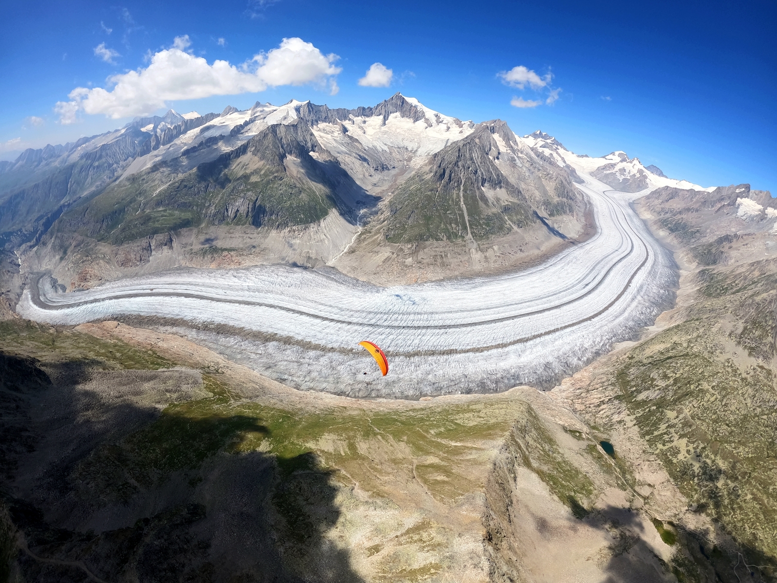 Gleitschirm Tandemflug Aletschgletscher