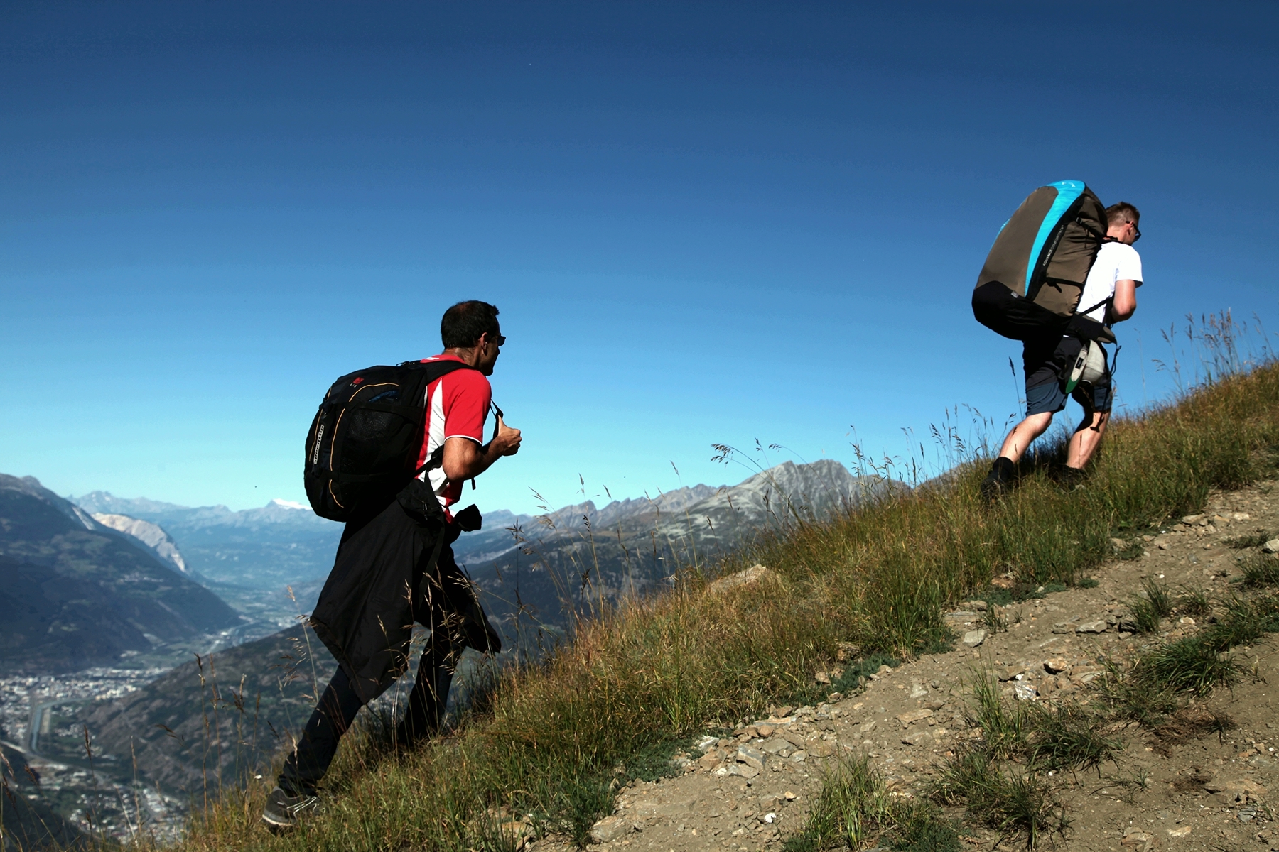 Hike Fly Folluhore